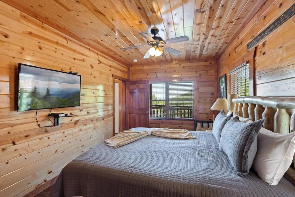 Heated Pool Hot Tub Game Room Mountain Views Сев'єрвілл Екстер'єр фото